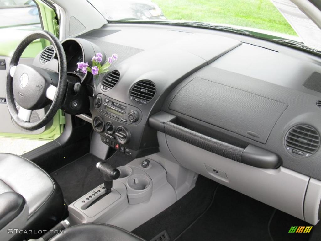 2002 New Beetle GLS Coupe - Cyber Green Metallic / Black/Grey photo #23