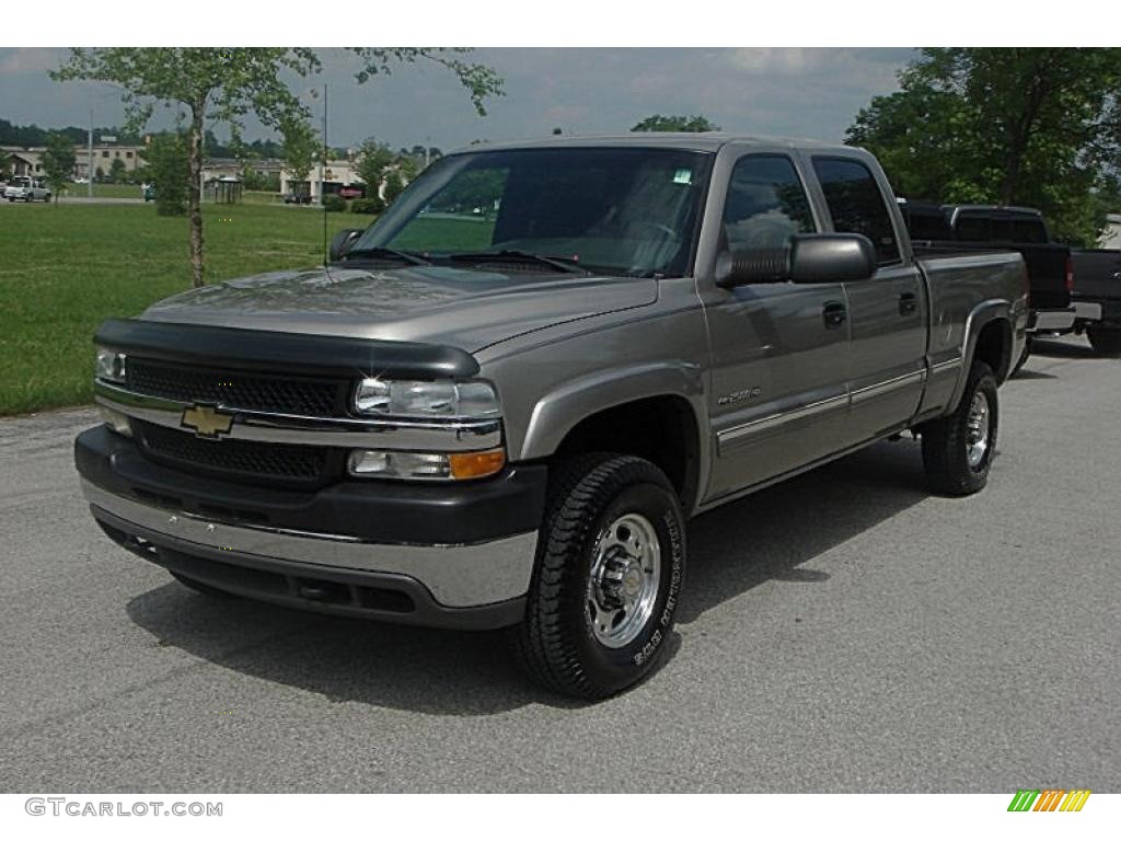 2002 Silverado 2500 LS Crew Cab 4x4 - Medium Charcoal Gray Metallic / Graphite photo #1