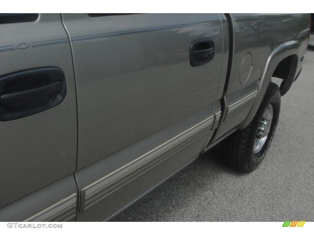 2002 Silverado 2500 LS Crew Cab 4x4 - Medium Charcoal Gray Metallic / Graphite photo #9