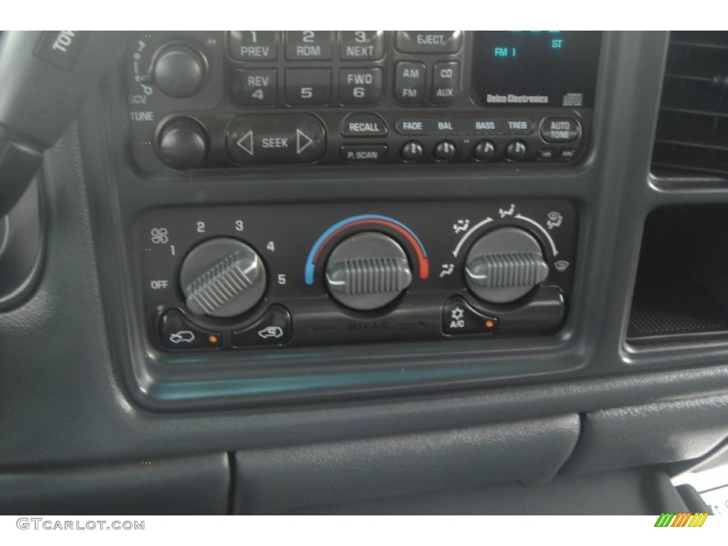 2002 Silverado 2500 LS Crew Cab 4x4 - Medium Charcoal Gray Metallic / Graphite photo #35
