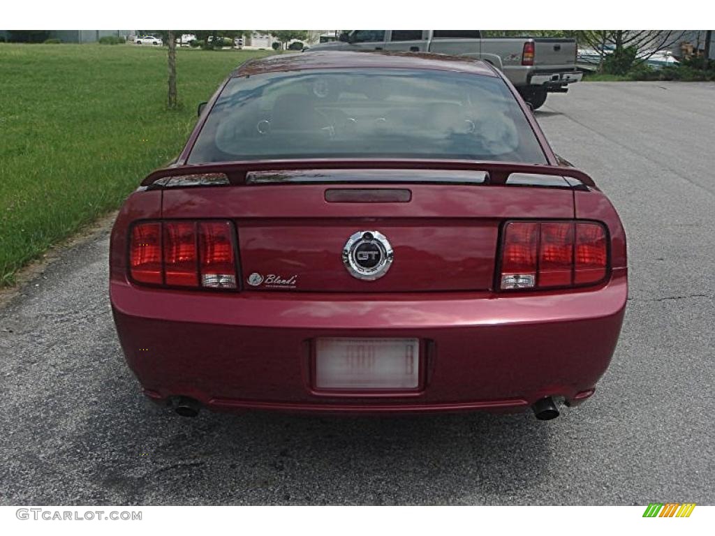 2005 Mustang GT Premium Coupe - Redfire Metallic / Dark Charcoal photo #4