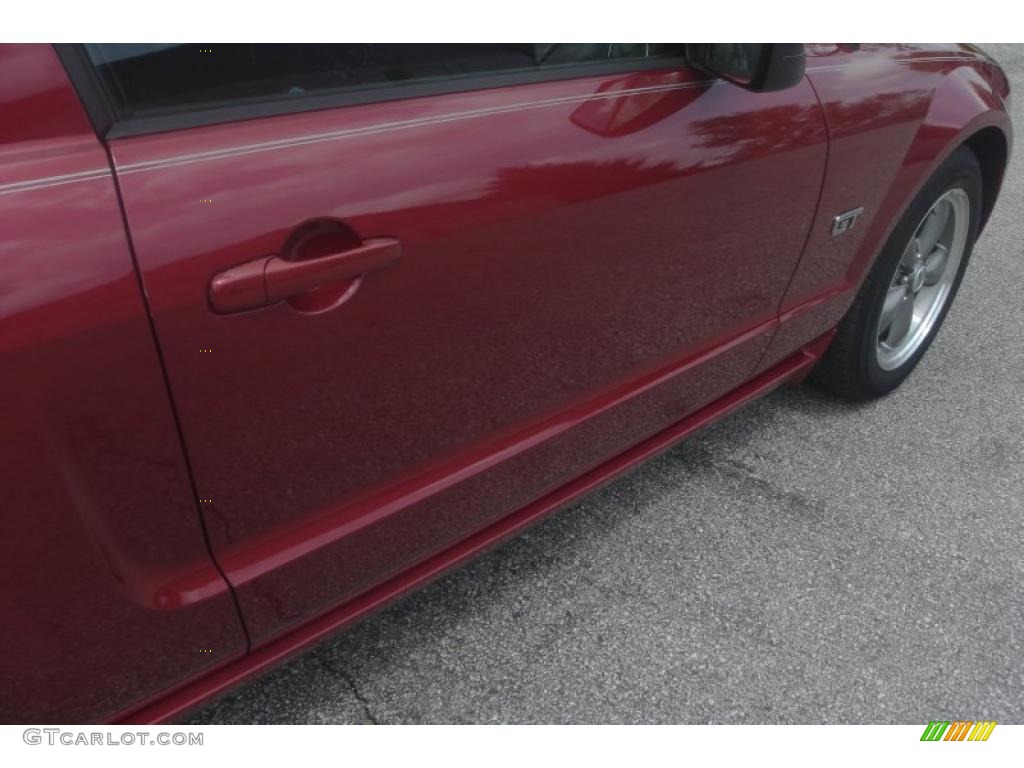 2005 Mustang GT Premium Coupe - Redfire Metallic / Dark Charcoal photo #6