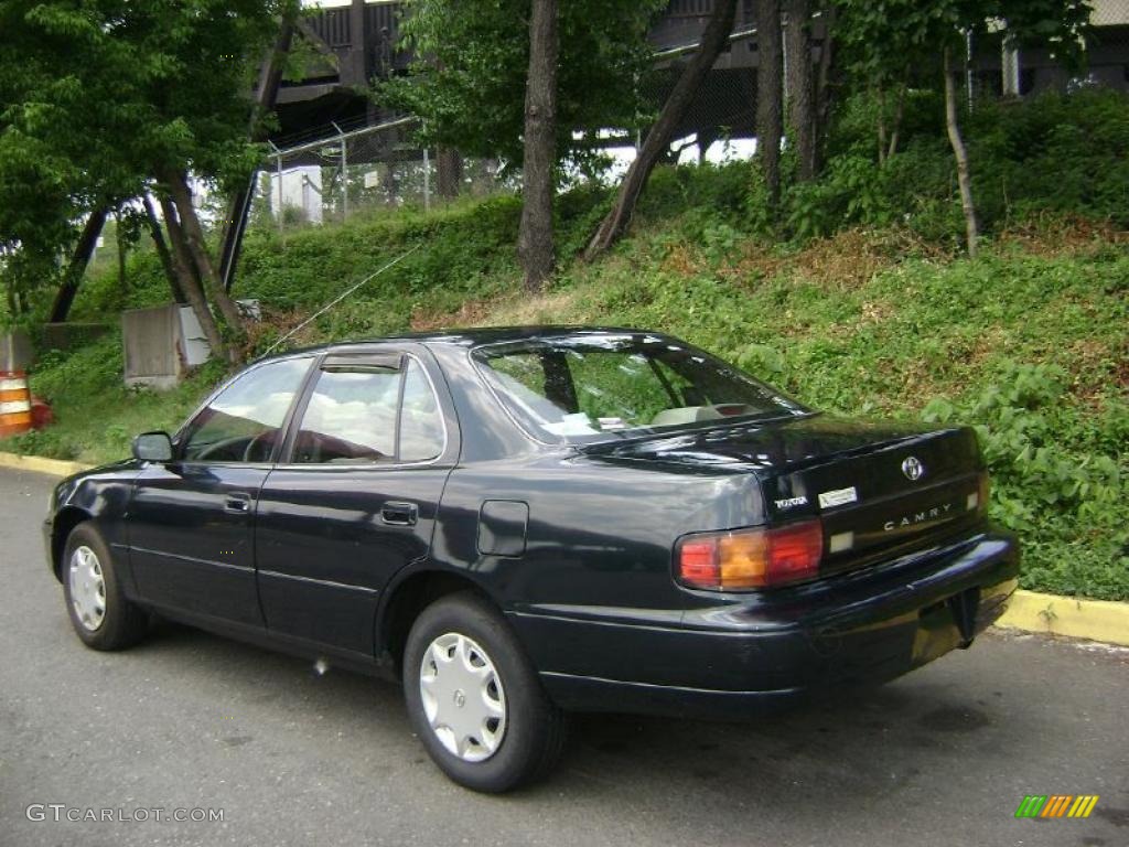 1994 Camry DX Sedan - Dark Emerald Pearl / Beige photo #3