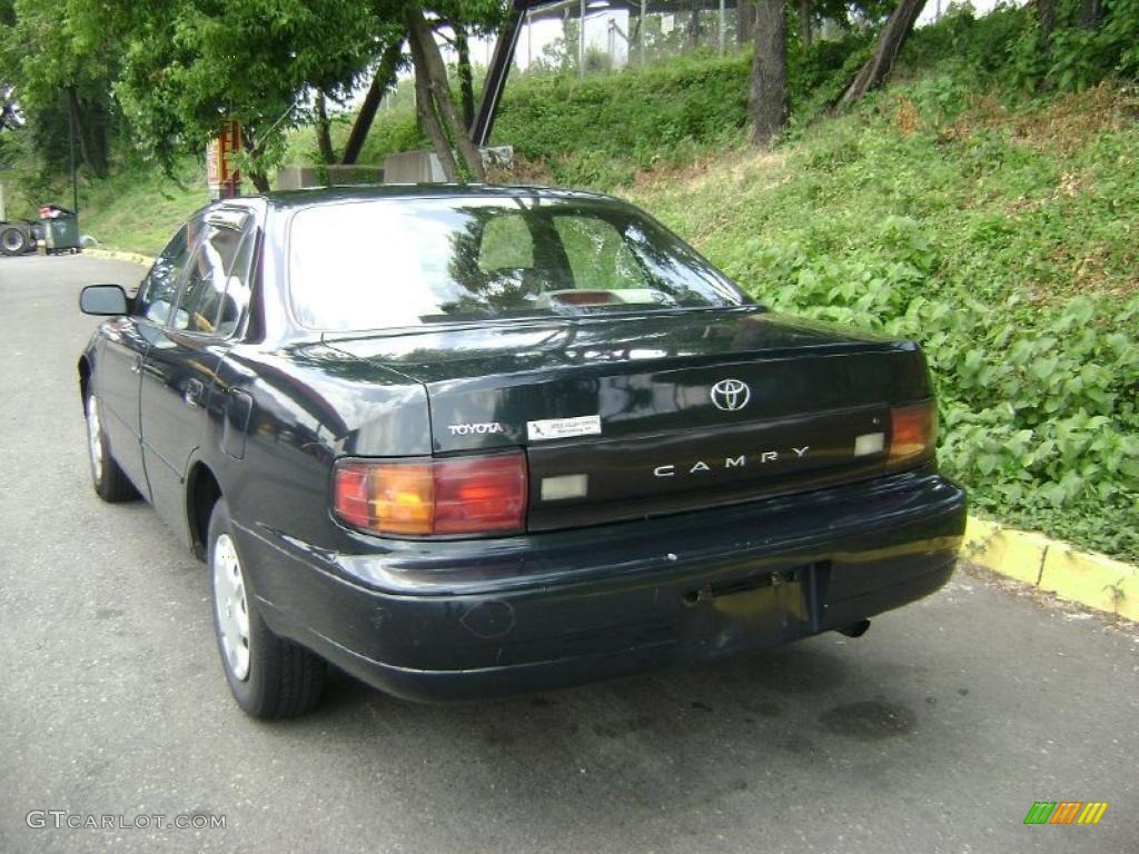 1994 Camry DX Sedan - Dark Emerald Pearl / Beige photo #4