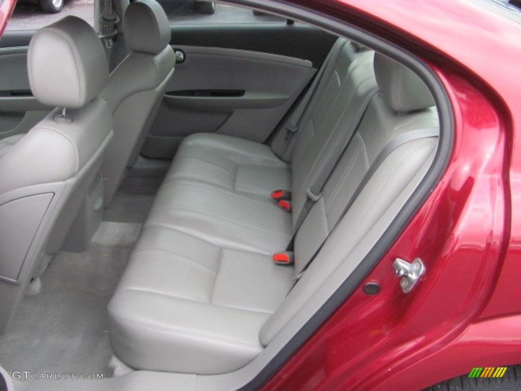 2009 Aura XR - Red Jewel Tintcoat / Gray photo #7
