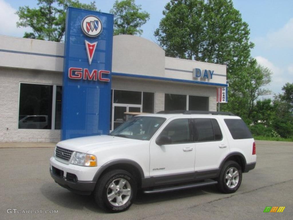 2005 Explorer XLT 4x4 - Oxford White / Graphite photo #1