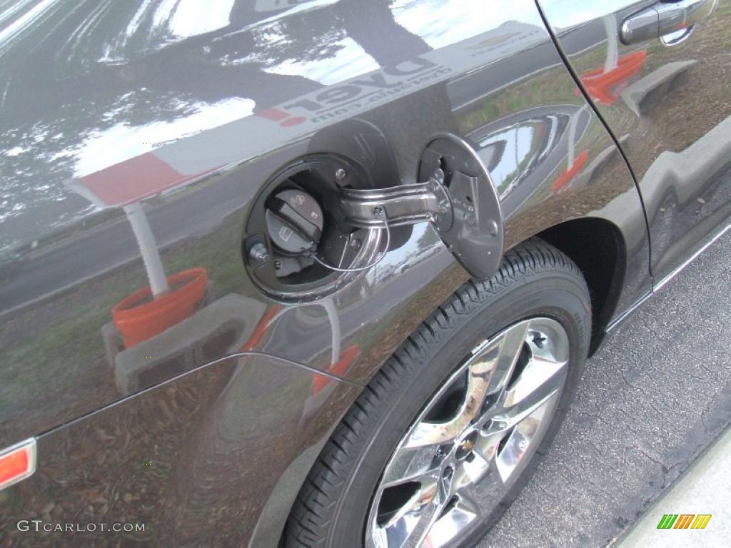 2010 Malibu LT Sedan - Taupe Gray Metallic / Titanium photo #6