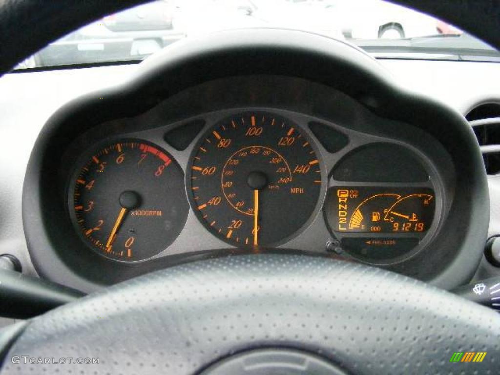 2001 Celica GT - Super White / Black/Red photo #16