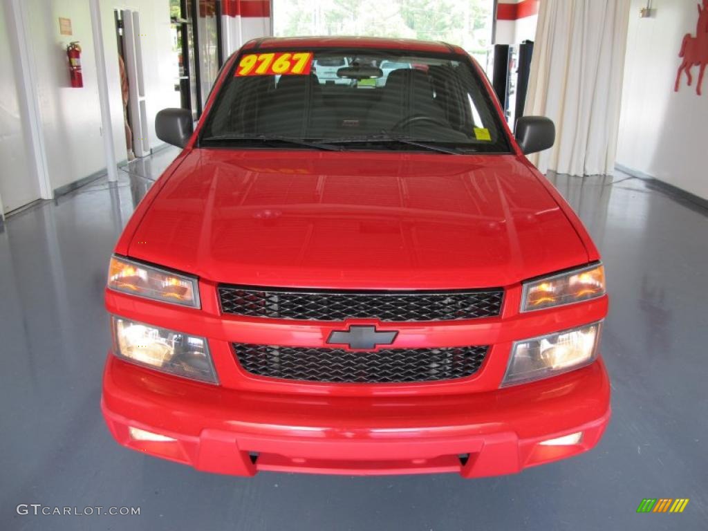 2005 Colorado LS Extended Cab - Victory Red / Medium Dark Pewter photo #2