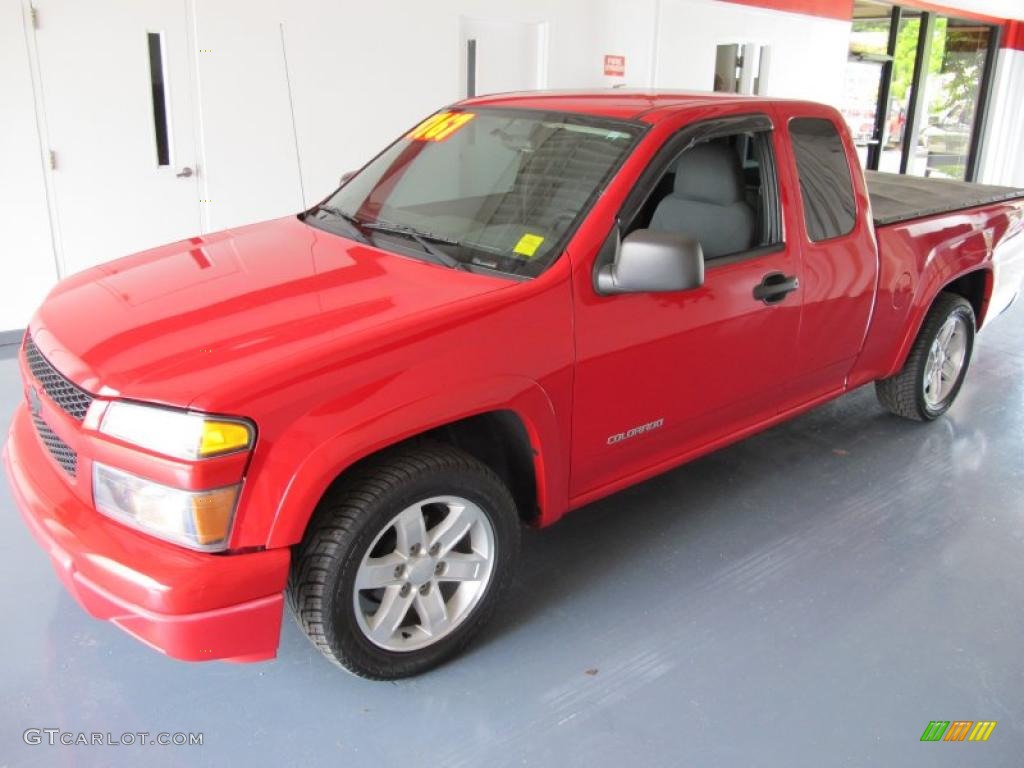 2005 Colorado LS Extended Cab - Victory Red / Medium Dark Pewter photo #3