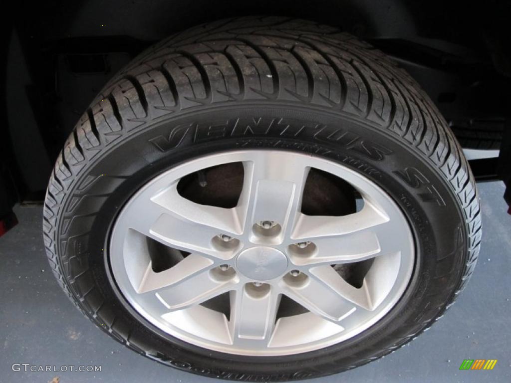 2005 Colorado LS Extended Cab - Victory Red / Medium Dark Pewter photo #10