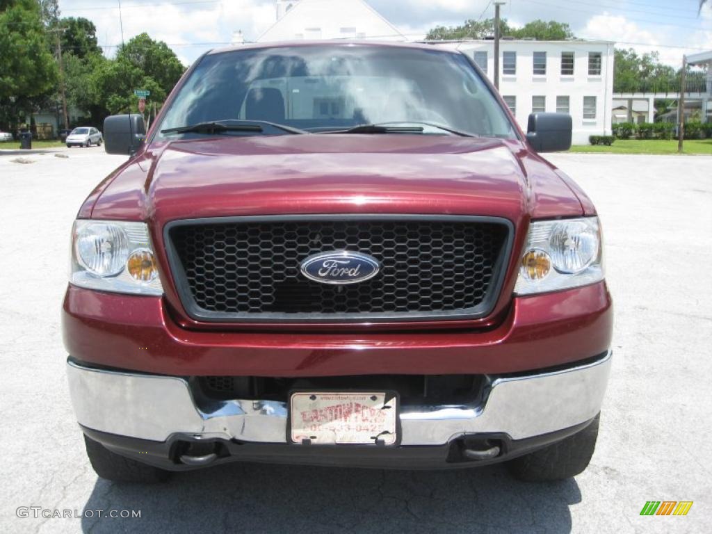 2005 F150 XLT SuperCrew 4x4 - Dark Toreador Red Metallic / Medium Flint/Dark Flint Grey photo #2