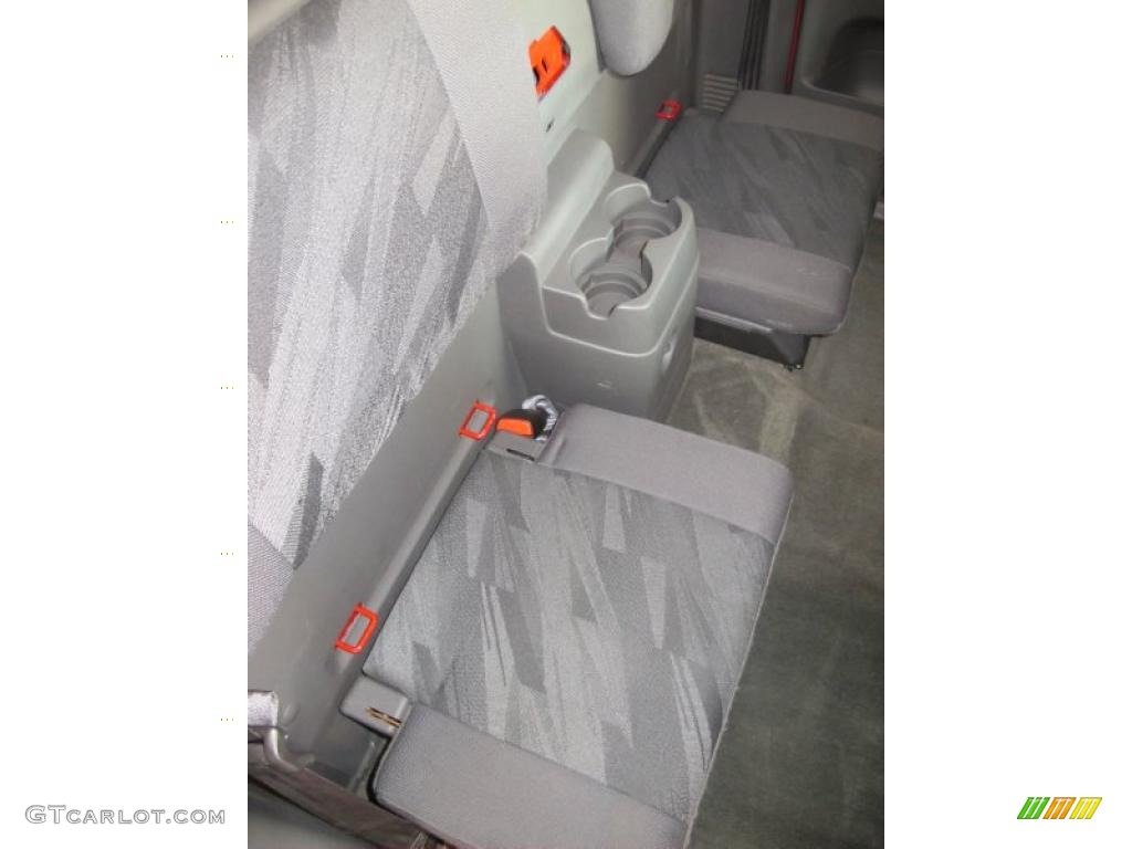 2005 Colorado LS Extended Cab - Victory Red / Medium Dark Pewter photo #26