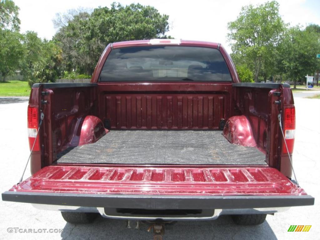 2005 F150 XLT SuperCrew 4x4 - Dark Toreador Red Metallic / Medium Flint/Dark Flint Grey photo #14