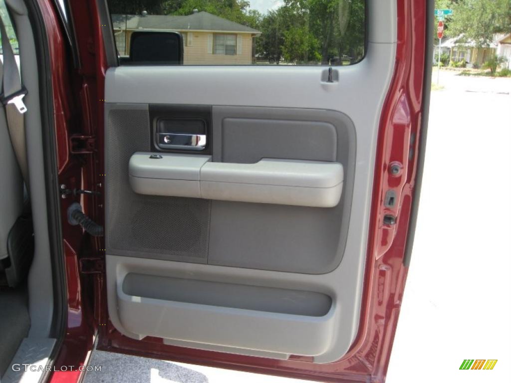 2005 F150 XLT SuperCrew 4x4 - Dark Toreador Red Metallic / Medium Flint/Dark Flint Grey photo #22