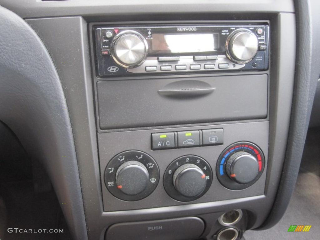 2006 Elantra GLS Hatchback - Tidal Wave Blue / Gray photo #11