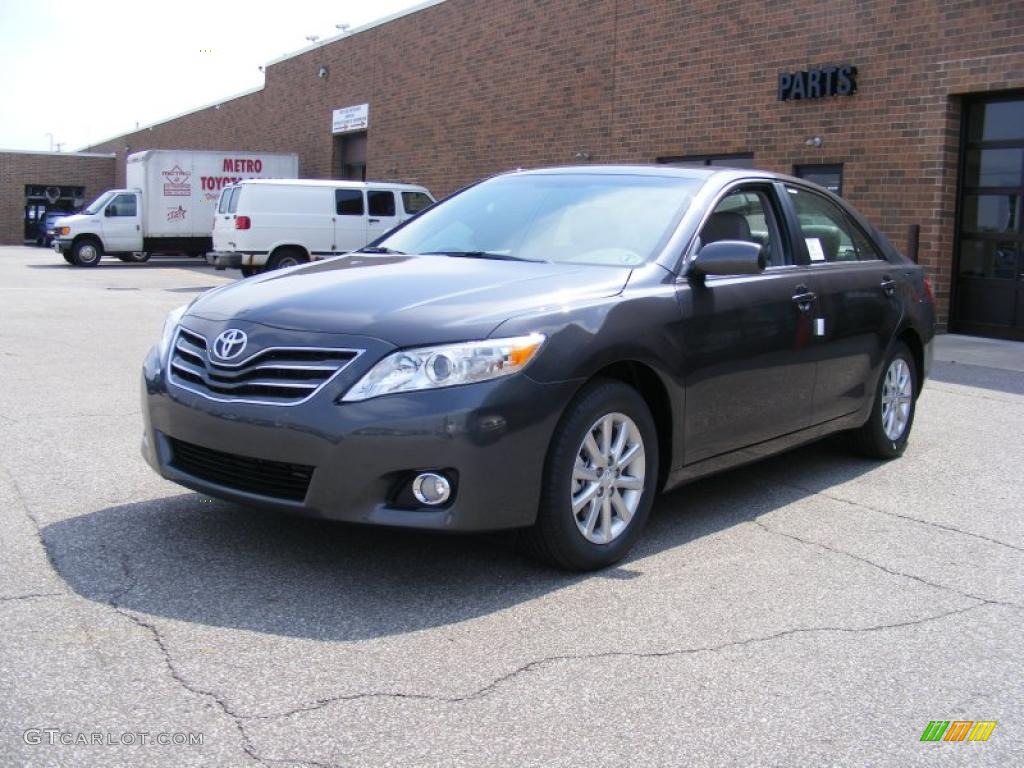 2011 Camry XLE V6 - Magnetic Gray Metallic / Ash photo #4