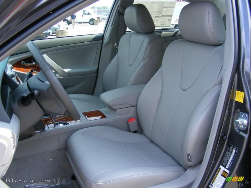 2011 Camry XLE V6 - Magnetic Gray Metallic / Ash photo #5