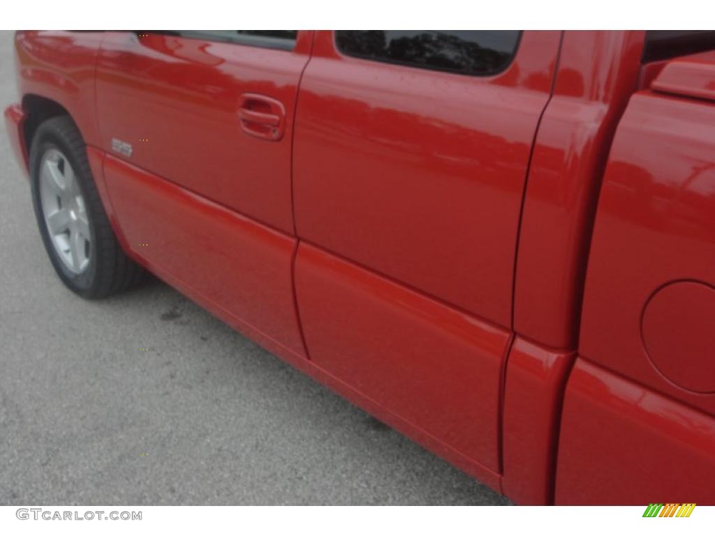 2004 Silverado 1500 SS Extended Cab AWD - Victory Red / Dark Charcoal photo #14