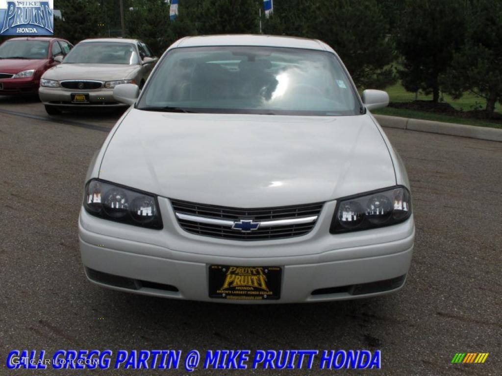 2004 Impala LS - White / Medium Gray photo #4