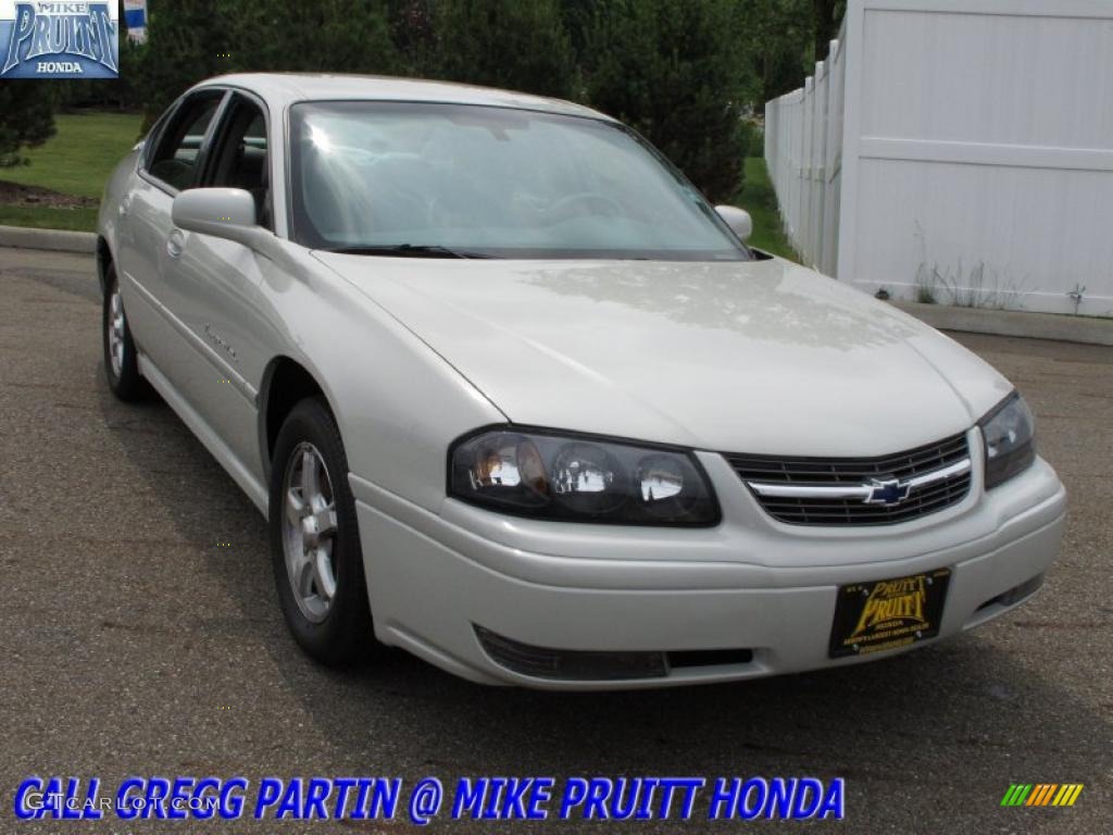 2004 Impala LS - White / Medium Gray photo #5
