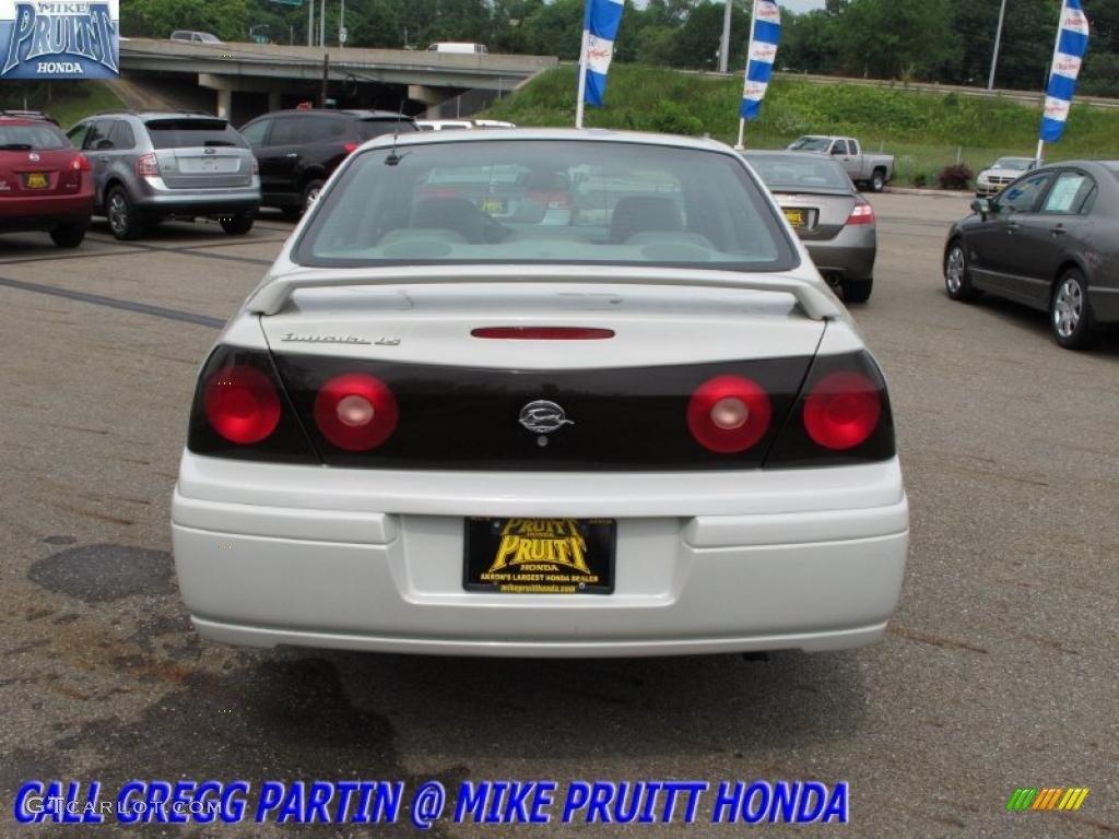 2004 Impala LS - White / Medium Gray photo #8
