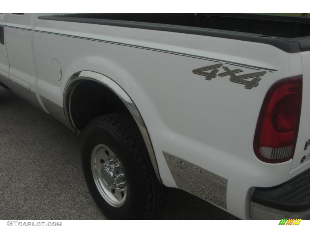 2003 F250 Super Duty XLT SuperCab 4x4 - Oxford White / Medium Parchment Beige photo #18