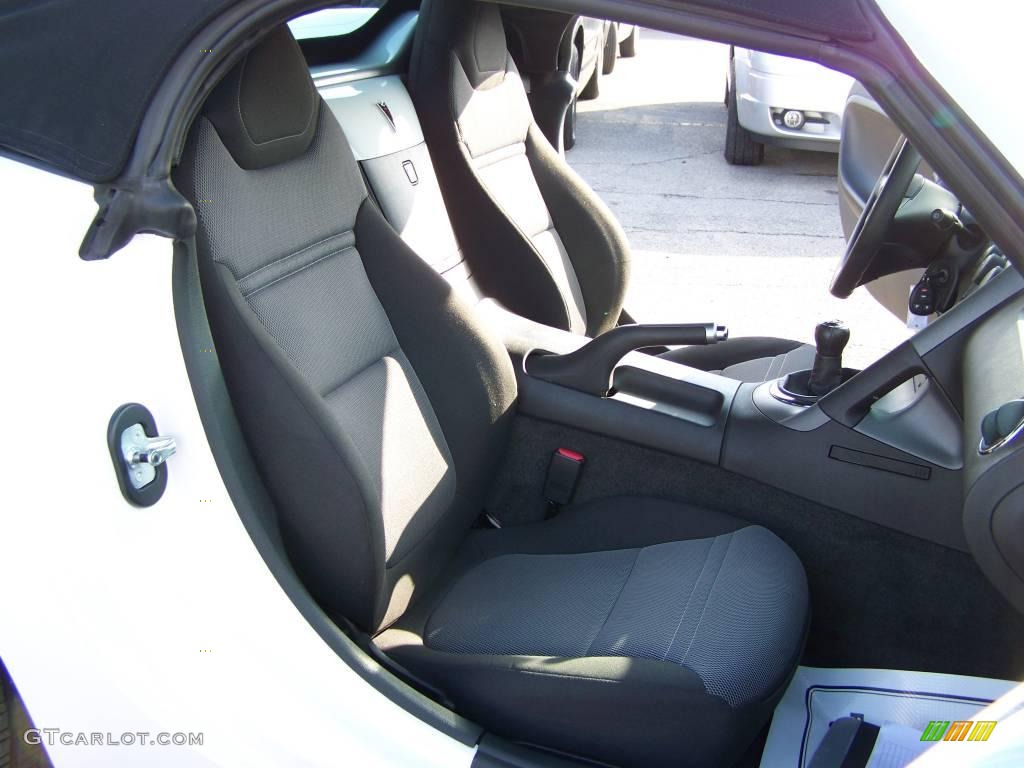 2008 Solstice Roadster - Pure White / Ebony photo #11