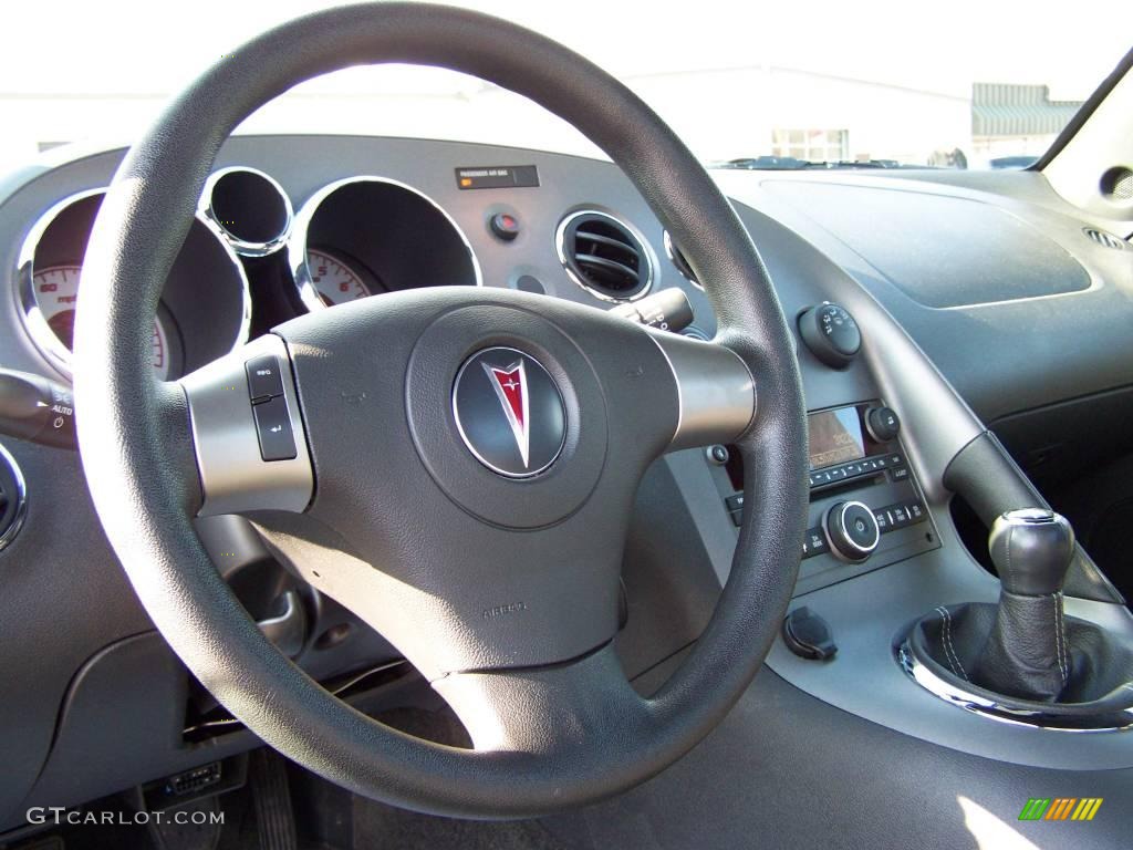 2008 Solstice Roadster - Pure White / Ebony photo #14