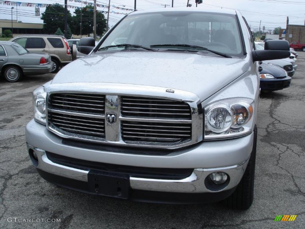 2007 Ram 1500 Big Horn Edition Quad Cab 4x4 - Bright Silver Metallic / Medium Slate Gray photo #2