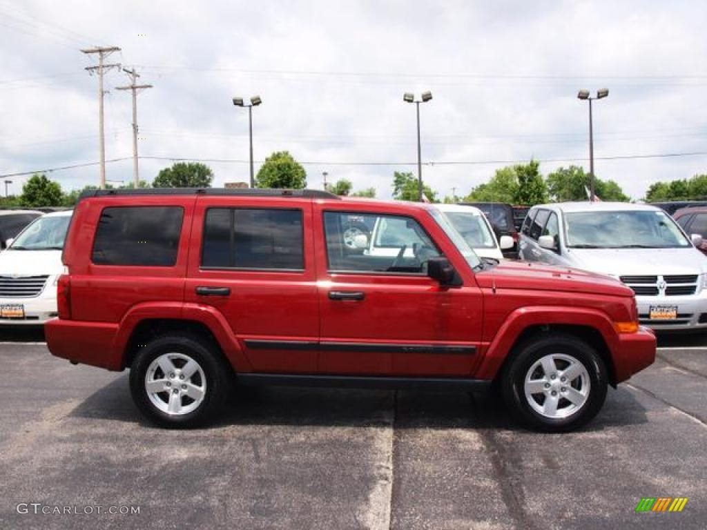 2006 Commander 4x4 - Inferno Red Pearl / Dark Khaki/Light Graystone photo #1