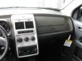 2010 White Gold Dodge Journey SXT  photo #22