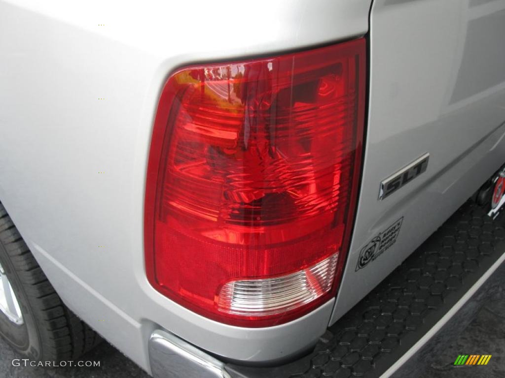 2010 Ram 1500 SLT Quad Cab - Bright Silver Metallic / Dark Slate/Medium Graystone photo #7