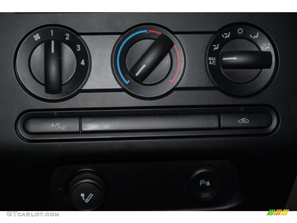 2005 F150 XLT SuperCrew - Dark Stone Metallic / Tan photo #38