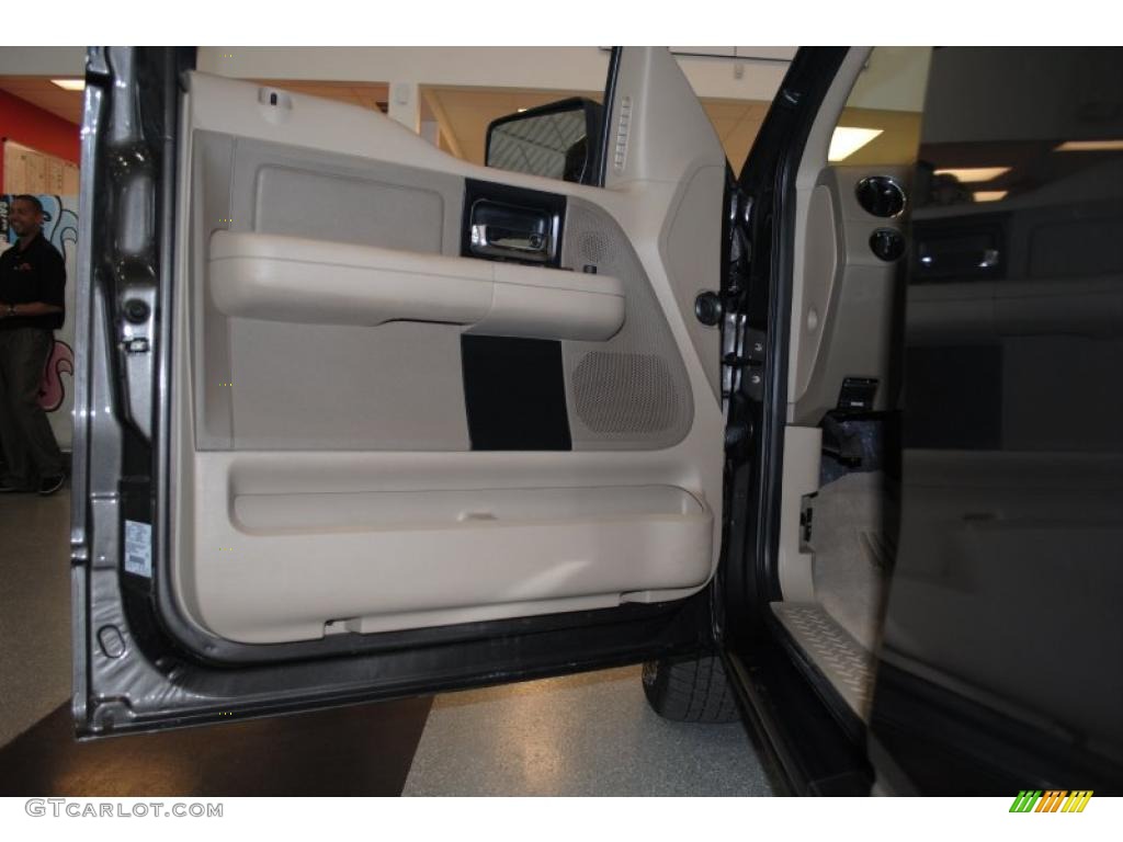 2005 F150 XLT SuperCrew - Dark Stone Metallic / Tan photo #42
