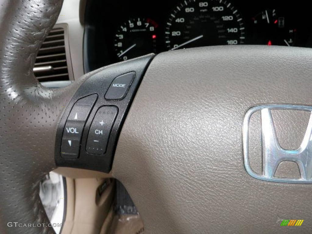 2007 Accord EX-L V6 Sedan - Taffeta White / Ivory photo #22