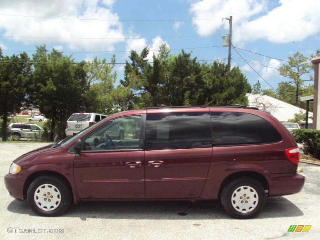 2001 Town & Country LX - Dark Garnet Red Pearl / Taupe photo #2