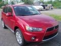 2010 Rally Red Metallic Mitsubishi Outlander SE 4WD  photo #12