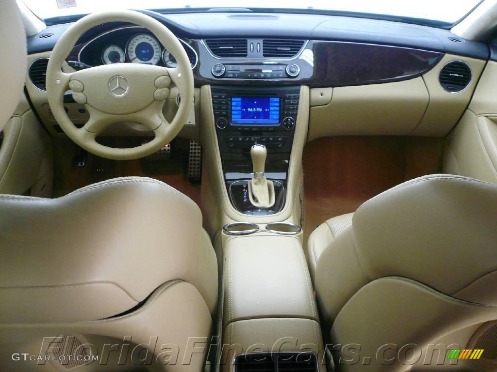 2006 CLS 55 AMG - Capri Blue Metallic / Cashmere Beige photo #17