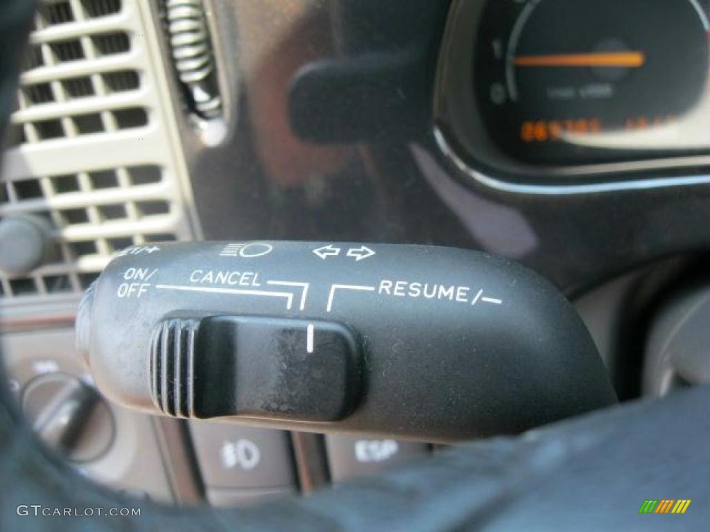 2005 9-5 Arc Sport Wagon - Parchment Silver Metallic / Granite Gray photo #11