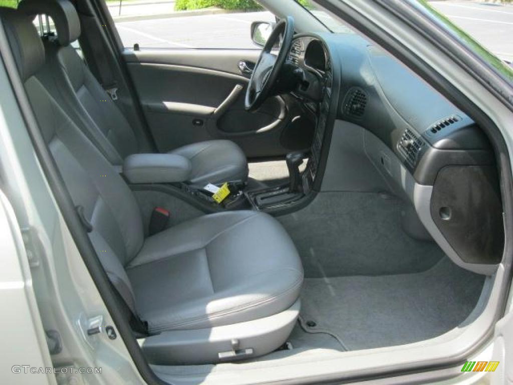 2005 9-5 Arc Sport Wagon - Parchment Silver Metallic / Granite Gray photo #15
