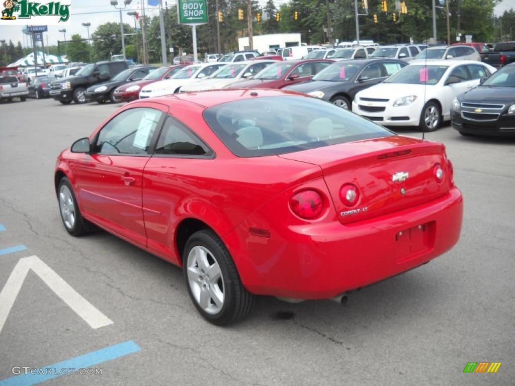 2007 Cobalt LT Coupe - Victory Red / Gray photo #5