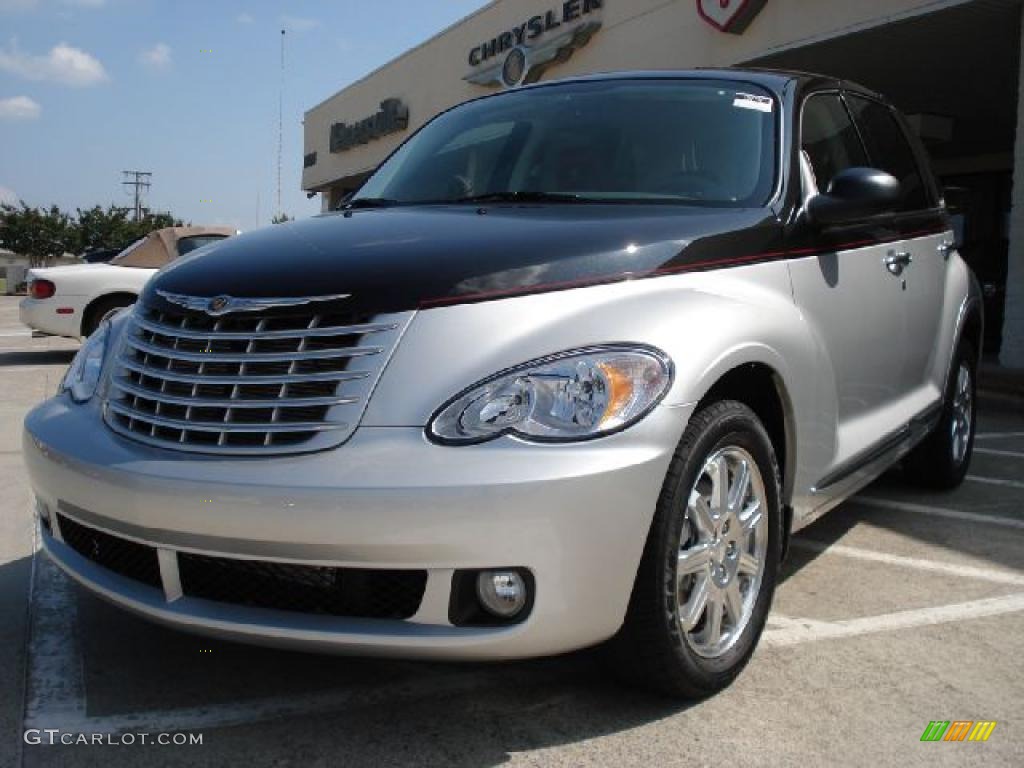 2010 PT Cruiser Couture Edition - Two Tone Silver/Black / Radar Red photo #7