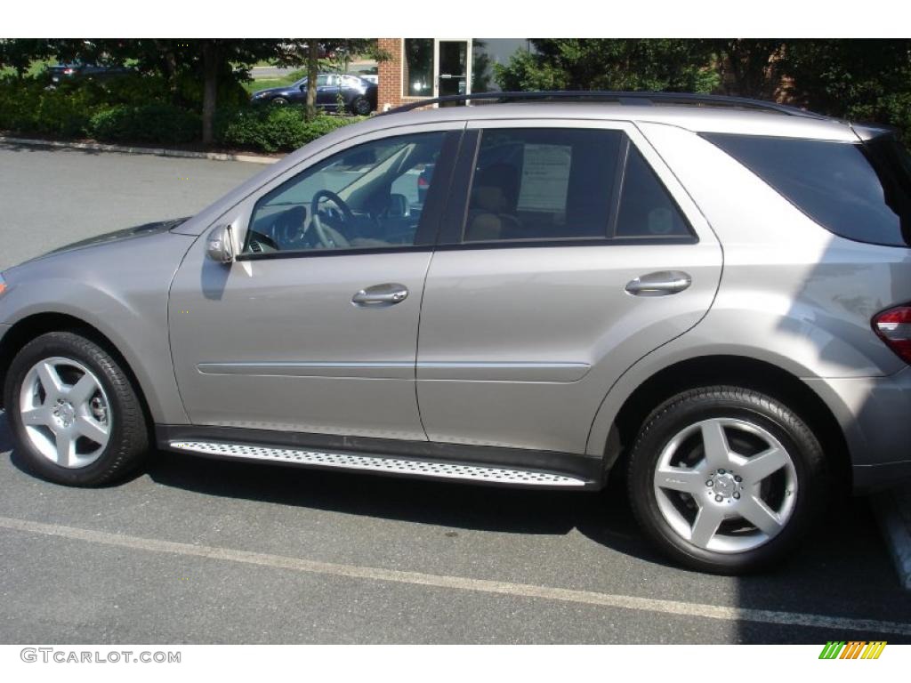 2008 ML 550 4Matic - Pewter Metallic / Macadamia photo #1