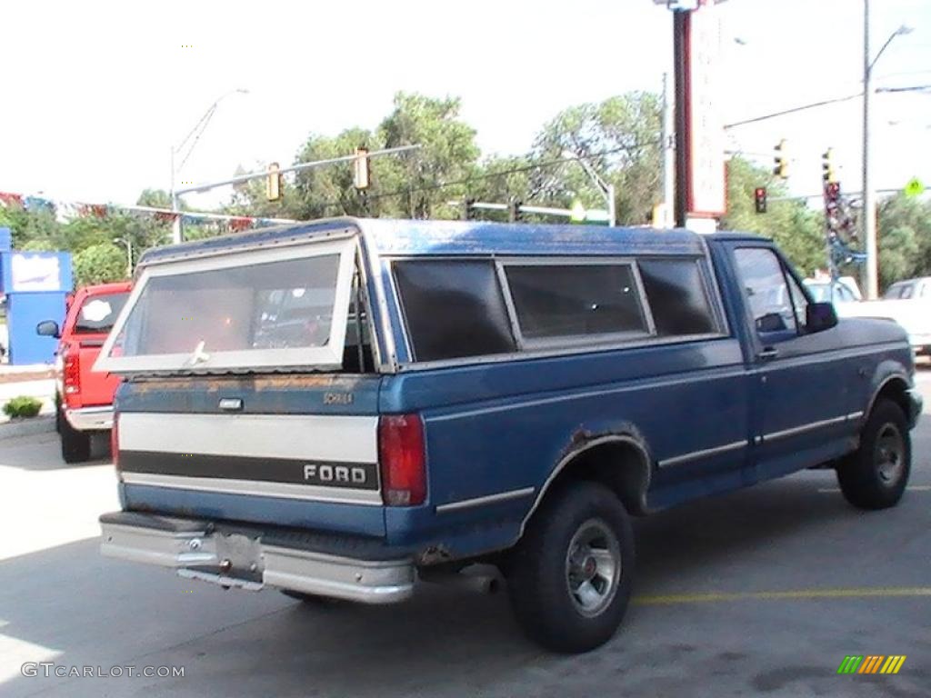 1993 F150 XLT Regular Cab - Bimini Blue Metallic / Blue photo #22