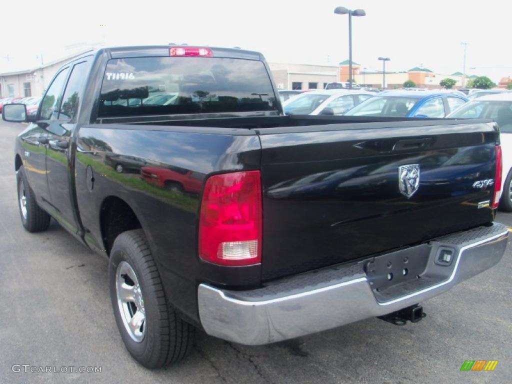 2010 Ram 1500 ST Quad Cab 4x4 - Brilliant Black Crystal Pearl / Dark Slate/Medium Graystone photo #8