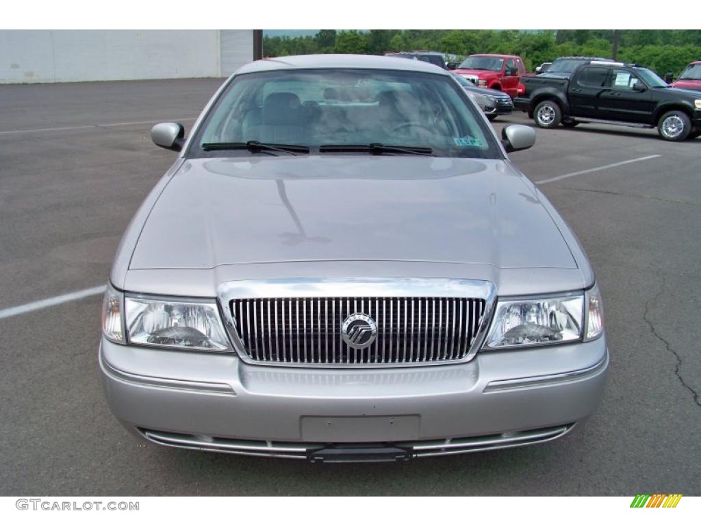2004 Grand Marquis LS - Silver Birch Metallic / Light Flint photo #2