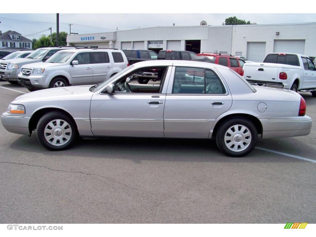 2004 Grand Marquis LS - Silver Birch Metallic / Light Flint photo #8