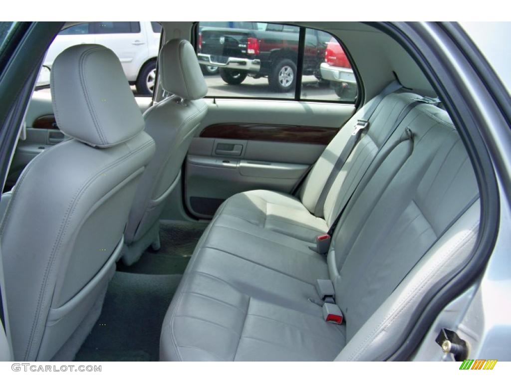 2004 Grand Marquis LS - Silver Birch Metallic / Light Flint photo #15