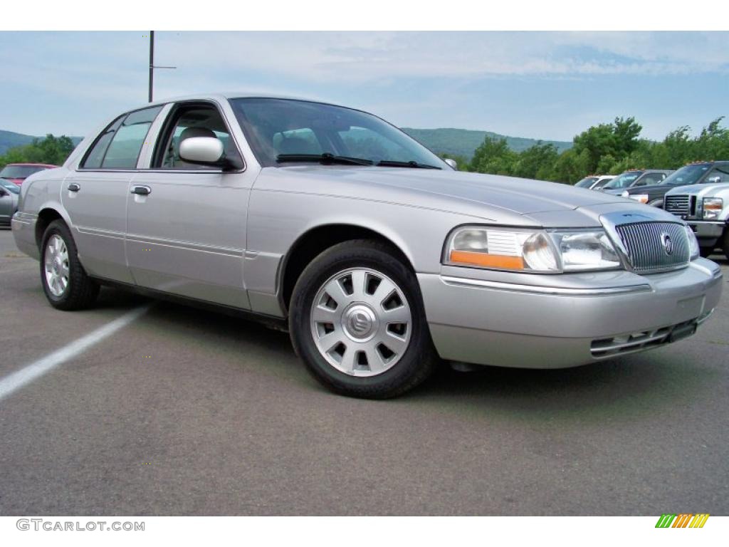 2004 Grand Marquis LS - Silver Birch Metallic / Light Flint photo #24